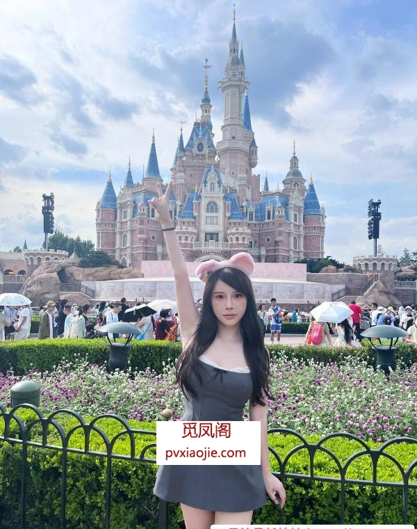 情趣诱惑大胸悦悦