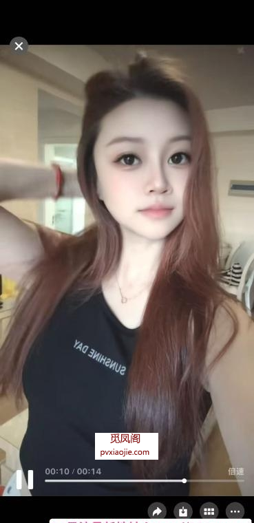 火辣性感身材喜宝