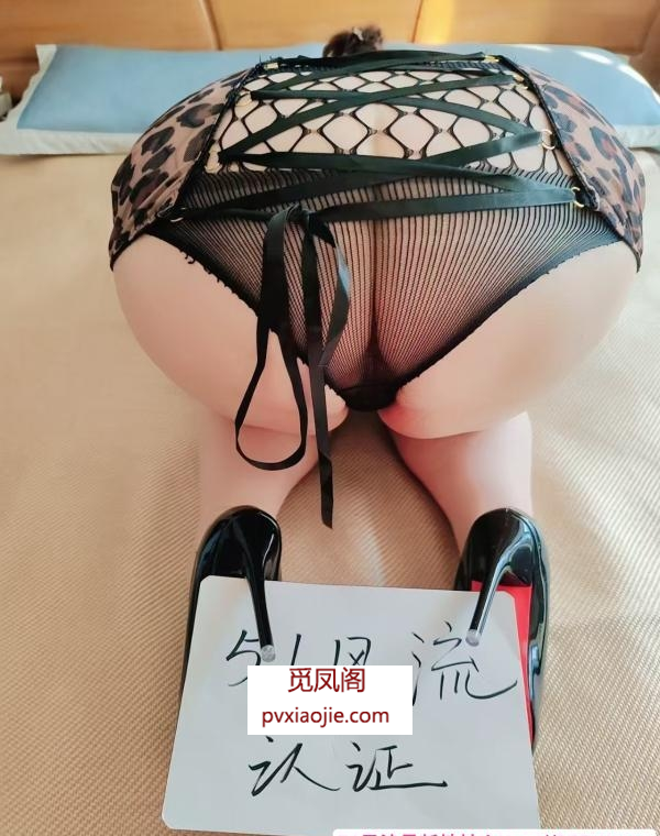 杭州东站肥臀三通骚妇