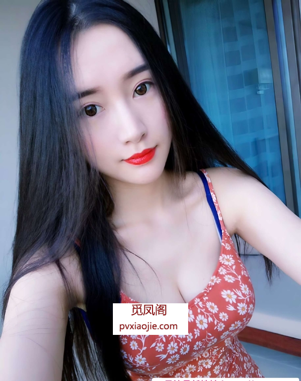 性感美乳小姐姐