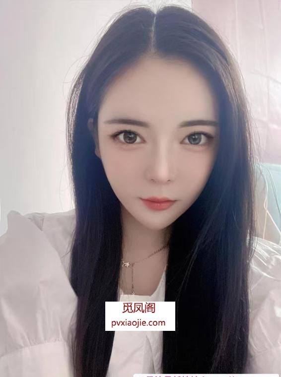 静安菲菲小美女