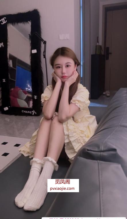 杭州双马尾嫩妹妮佳