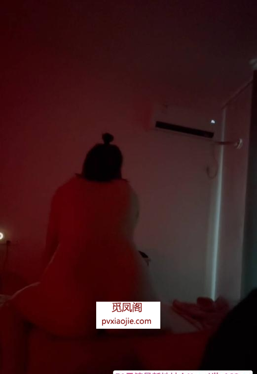 野战车战少妇小乔