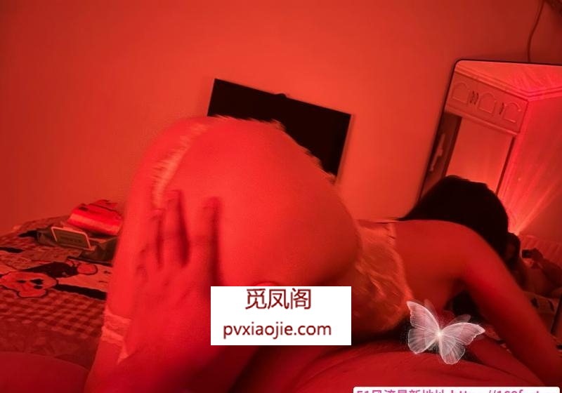 光谷美乳水多小姐姐